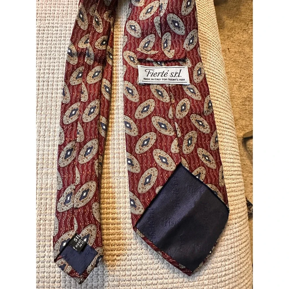 Fierté Mens Silk Tie Made in Italy Burgundy Tan‎ Oval Medallion Print